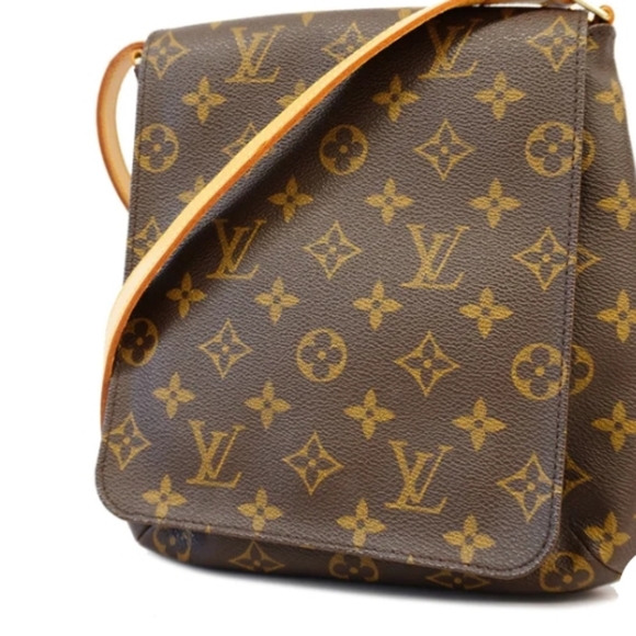 Louis Vuitton Handbags - (Authenticated)Louis Vuitton Bag